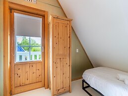 Holiday Home Directly on the Zuidlaardermeer