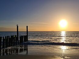 Beautiful Holiday Home Near the Beach of Baarland
