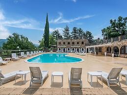 Belvilla by OYO Villa Serra Alta 16