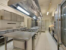 Belvilla by OYO Villa Serra Alta 16