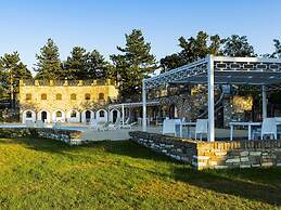 Belvilla by OYO Villa Serra Alta 16