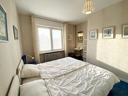 Apartment in Nieuwpoort With sea View