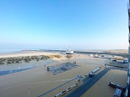 Apartment in Nieuwpoort With sea View