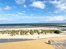 Apartment in Nieuwpoort With sea View