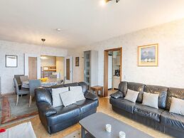 Bright Apartment With Kitchen