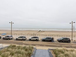 Bright Apartment With Kitchen