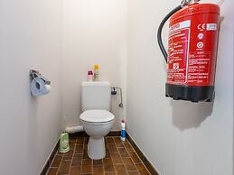 Bright Apartment With Kitchen