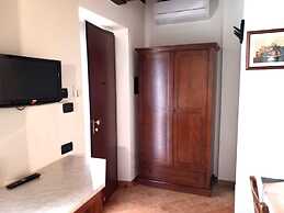 Cosy Apartment With Bubble Bath