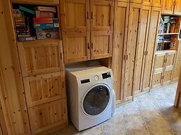 Beautiful Flat in a Thatched Farmhouse