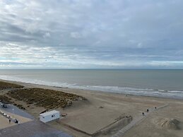 Apartment in Nieuwpoort With Terrace