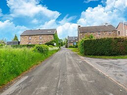 Aubepine Holiday Home in Sart Jalhay