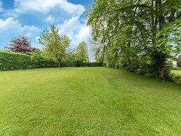 Aubepine Holiday Home in Sart Jalhay