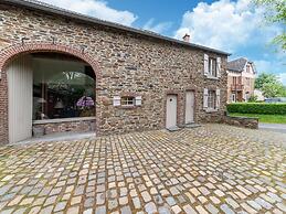 Aubepine Holiday Home in Sart Jalhay