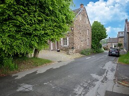 Aubepine Holiday Home in Sart Jalhay