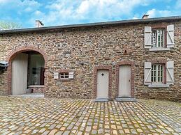 Aubepine Holiday Home in Sart Jalhay