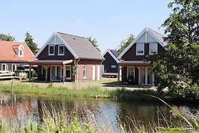 Holiday Home in Simonshaven by Lake Beach