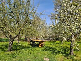Beautiful Flat in a Thatched Farmhouse