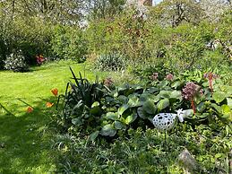 Beautiful Flat in a Thatched Farmhouse