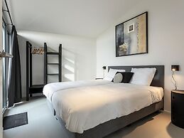 Attractive Holiday Home With Garden