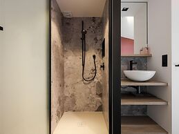 Welcoming Holiday Home With Terrace