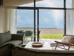 Amazing Holiday Home With Terrace