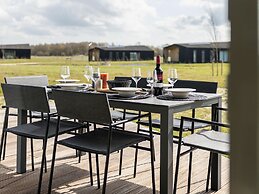 Inviting Holiday Home in the Nature