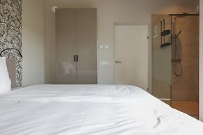 Scenic Cottage w/ Garden