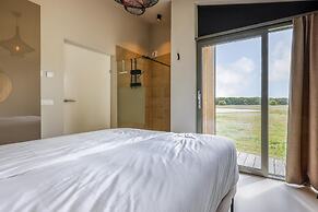 Scenic Cottage w/ Garden