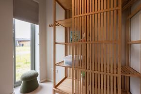 Scenic Cottage w/ Garden