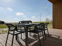 Majestic Holiday Home With Garden