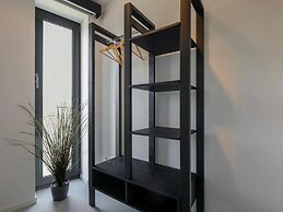 Majestic Holiday Home With Garden