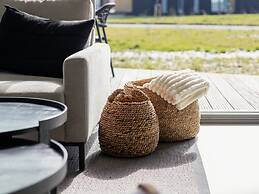 Majestic Holiday Home With Garden