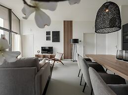 Majestic Holiday Home With Garden