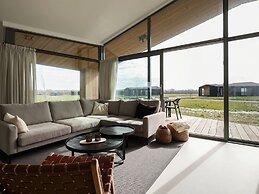 Majestic Holiday Home With Garden