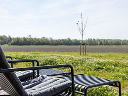 Lovely Holiday Home With Garden