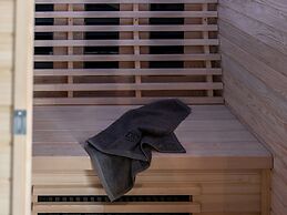 Lovely Holiday Home With Garden