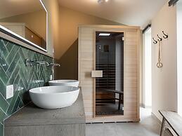 Lovely Holiday Home With Garden