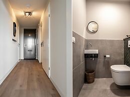 Lovely Holiday Home With Garden