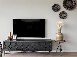 Lovely Holiday Home With Garden