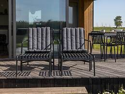 Lovely Holiday Home With Garden