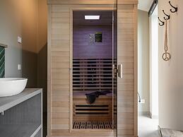 Lovely Holiday Home With Garden