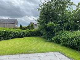 Newly Renovated Holiday Home in Grou