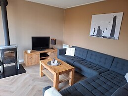Newly Renovated Holiday Home in Grou