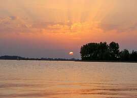 Newly Renovated Holiday Home in Grou