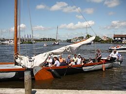 Newly Renovated Holiday Home in Grou