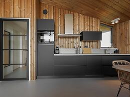 Charming Holiday Home Overlooking Lake