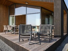 Charming Holiday Home Overlooking Lake