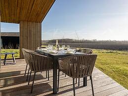 Beautiful Holiday Home With Terrace