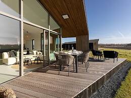 Beautiful Holiday Home With Terrace