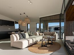 Beautiful Holiday Home With Terrace